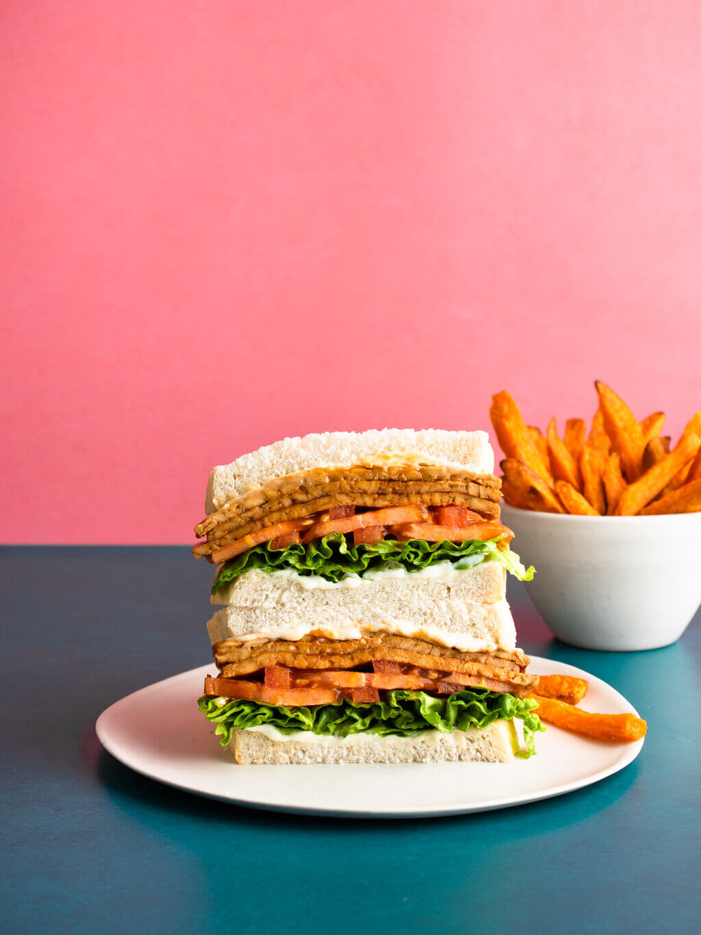 Smoked TLT (Tempeh Lettuce Tomato) Sandwich Better Nature Tempeh
